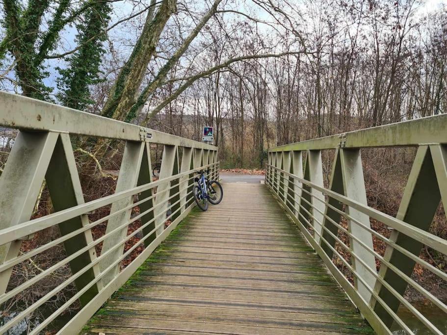 Gite De 70M² Avec Vue Sur Le Massif Du Pilat Clonas-sur-Vareze Extérieur photo